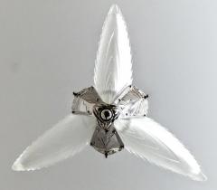 French Art Deco Three Panels Feather Chandelier - 3941673