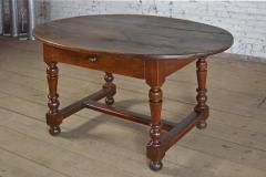 French Baroque Louis XIII Period 17th Century Oval Walnut Table - 4348730