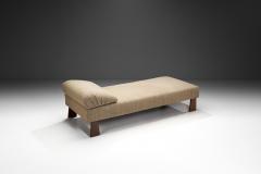 French Cabinetmaker Daybed with Geometric Legs France 1940s - 3993738