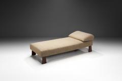 French Cabinetmaker Daybed with Geometric Legs France 1940s - 3993739