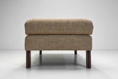 French Cabinetmaker Daybed with Geometric Legs France 1940s - 3993742