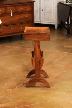 French Charles X Period Walnut 1830s Side Table with Tray Top and Carved Legs - 3550251