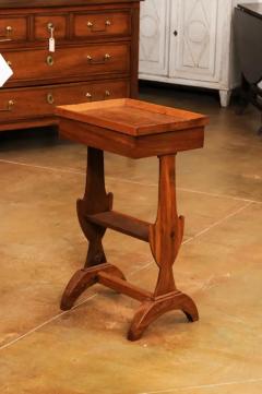 French Charles X Period Walnut 1830s Side Table with Tray Top and Carved Legs - 3550259