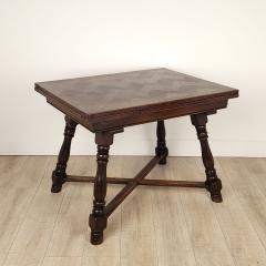 French Country Draw Leaf Table in Walnut circa 1880 - 2614994