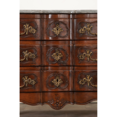 French Early 19th Century Louis XV Commode - 2874592