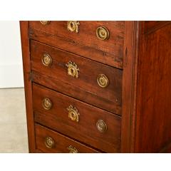 French Early 19th Century Walnut Commode - 3877477