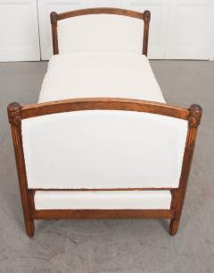 French Early 20th Century Walnut Art Deco Daybed - 979321