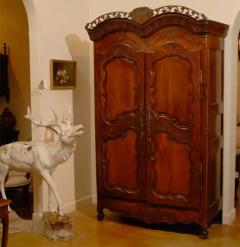 French Late 18th Century Cherry Armoire from Rennes with Hand Carved D cor - 3414960