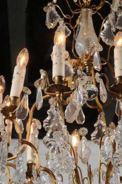 French Late 19th Century Crystal 12 Light Chandelier with Brass Armature - 3422525