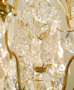 French Late 19th Century Crystal Chandelier with Brass Frame and Shaped Crystals - 3415072