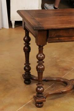 French Louis XIII Style 1890s Walnut Side Table with Curving X Form Stretcher - 3544551