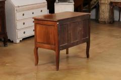 French Louis XV 1790s Walnut Commode Sauteuse with Two Drawers and Cabriole Legs - 3538421