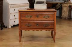 French Louis XV 1790s Walnut Commode Sauteuse with Two Drawers and Cabriole Legs - 3538508