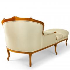 French Louis XV Beechwood Chaise - 1404396
