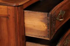 French Louis XV Period 1730s Walnut Three Drawer Commode from Lyon with Foliage - 3432902