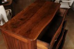 French Louis XV Period 1730s Walnut Three Drawer Commode from Lyon with Foliage - 3432903