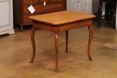French Louis XV Period 1750s Walnut Desk with Leather Top and Cabriole Legs - 3550245