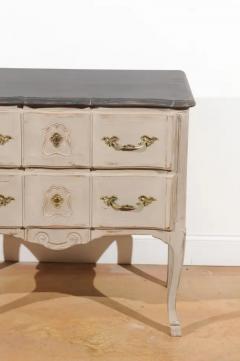 French Louis XV Style 1910s Grey Painted Commode with Bronze Rococo Hardware - 3417108