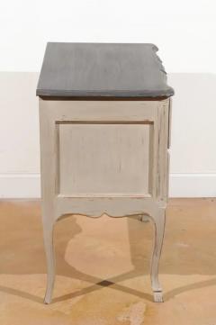 French Louis XV Style 1910s Grey Painted Commode with Bronze Rococo Hardware - 3417259
