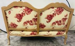French Louis XV Style Settee or Canape With Floral Upholstery in Red White - 2865638
