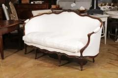 French Louis XV Style Walnut Upholstered Canap with Wraparound Back circa 1850 - 3558518