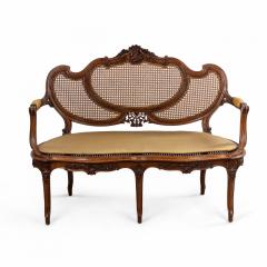 French Louis XV Walnut Loveseat - 1418968