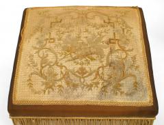 French Louis XVI Embroidered Bench - 1420614