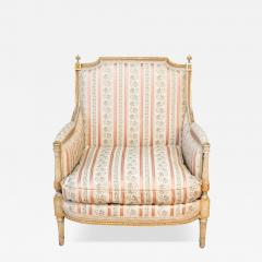 French Louis XVI Period 1790s Parcel Gilt Marquise Chair with Carved D cor - 3719268