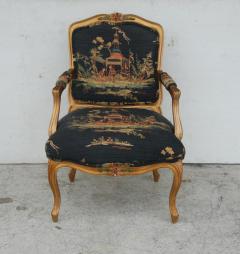 French Louis XVI Style Carved Wood and Chinoiserie Print Armchair - 2736917