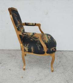 French Louis XVI Style Carved Wood and Chinoiserie Print Armchair - 2736918