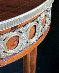 French Louis XVI Style Mahogany Circular Side Center Table with Brass Mounts - 1095274