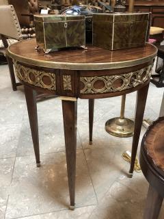 French Louis XVI Style Mahogany Circular Side Center Table with Brass Mounts - 1095277