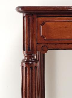 French Mahogany Leather Top Writing Table circa 1890 - 3795855