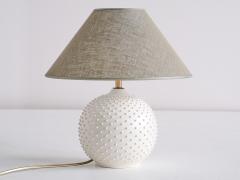 French Modern Sphere Table Lamp in White Textured Ceramic 1950s - 2261380