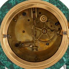 French Neoclassical style malachite and gilt bronze mantel clock - 3684905