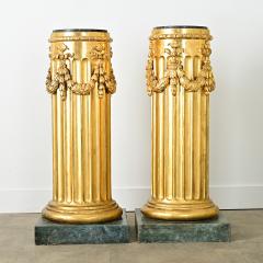 French Pair of Giltwood Marble Top Columns - 4157448