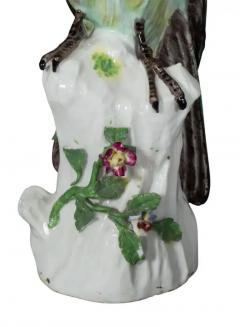 French Porcelain Figure of a Parrot - 4134177