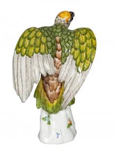 French Porcelain Figure of a Parrot - 4134182