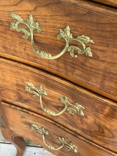 French Provincial Louis XV Style Arbal te form Walnut 3 Drawer Chest - 3721880