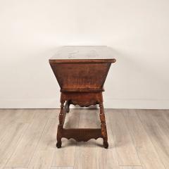 French Provincial Walnut Dough Bin circa 1800 - 4556872