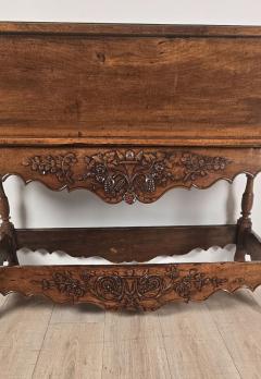 French Provincial Walnut Dough Bin circa 1800 - 4556874