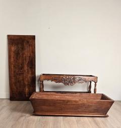 French Provincial Walnut Dough Bin circa 1800 - 4556875
