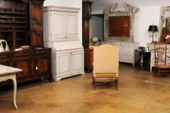 French R gence Style 1790s Walnut Fauteuil with Carved X Form Cross Stretcher - 3555875