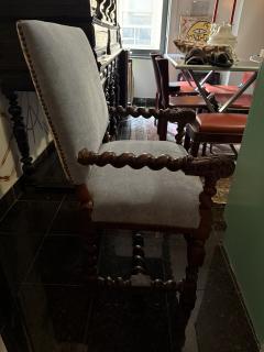 French Renaissance armchair with dog paw feet - 4194552