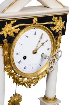 French Restauration Gilt Bronze Clock Signed Mesnil Paris - 4130758
