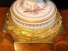 French Serves Painted Rams Head Bronze Mounted Lidded Vase Centerpiece or Urn - 2991490