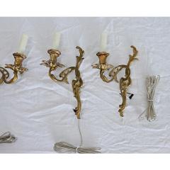 French Set of Four Louis XV Style Bronze Wall Sconces - 4558315