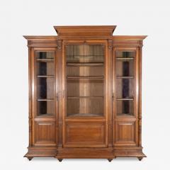 French Solid Walnut Bookcase with Carved Columns Late 19th Century - 4319459