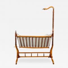 French Spindled 19th Century Walnut Decorative Cradle Swan Motif - 3347837