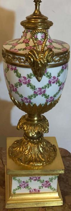 French Table Lamp Trellis Floral Porcelain Urn with Rams Head Gilt Bronze Mounts - 1264889